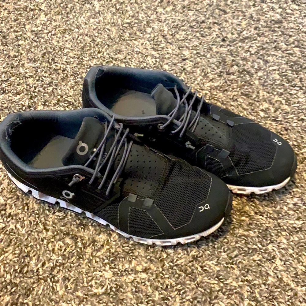 ON Cloud women’s running shoe